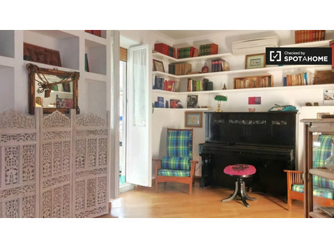 Precioso apartamento de 1 dormitorio en alquiler en… - Pisos