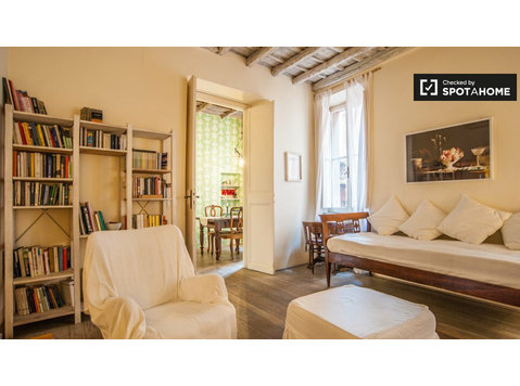 Lovely 2-bedroom apartment to rent in Municipio I - Apartments
