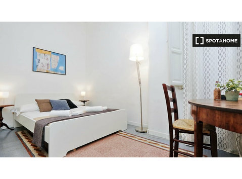 Grazioso appartamento con 2 camere da letto in affitto in… - Appartamenti