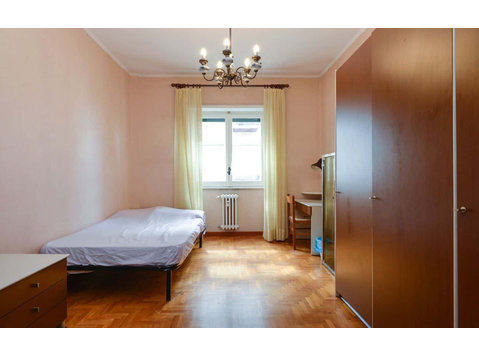 Private Room in Lungotevere Dante - Mieszkanie
