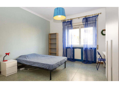 Private Room in Via Bisentina - Dzīvokļi