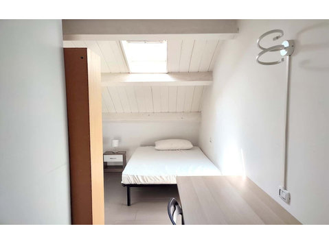 Private Room in Via di Carcaricola - 아파트