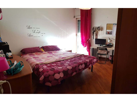 Private Room in Viale Egeo - Apartments