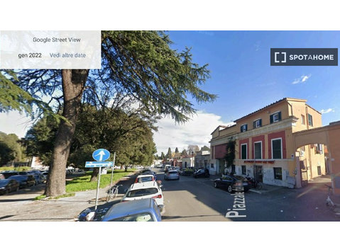 Estudio en alquiler en Roma - Pisos
