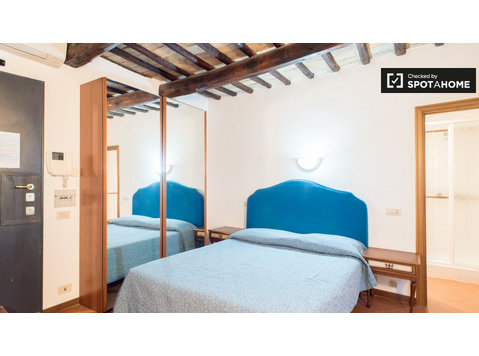 Studio apartment with AC for rent in Centro Storico, Rome - Apartemen