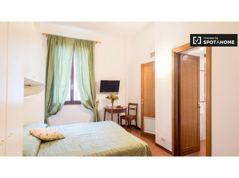 Studio apartment with AC for rent in Centro Storico, Rome - דירות