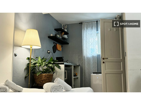 Studio à louer à Aurelio Sud, Rome - Appartements