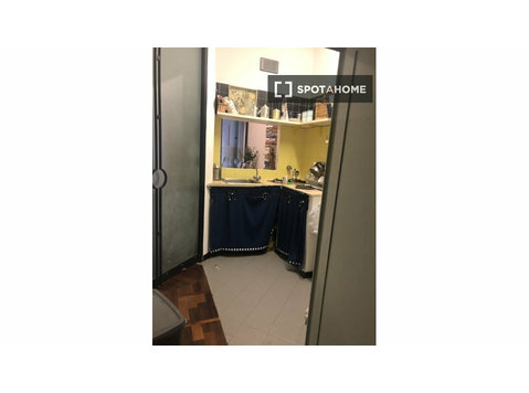 Apartamento de dos dormitorios en alquiler en Roma - Pisos