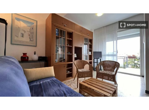 Apartamento de 1 dormitorio en alquiler en Génova - Pisos