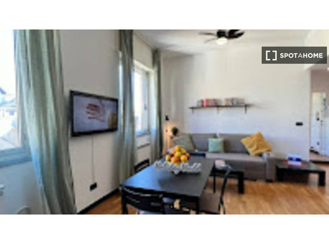 Apartamento de 2 dormitorios en alquiler en Génova - Pisos