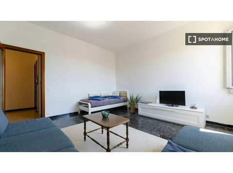 Apartamento de 2 quartos para alugar em Génova - Apartamentos