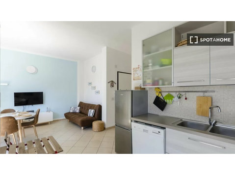 Cenova'da kiralık 3 yatak odalı daire - Apartman Daireleri