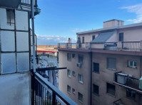 Trilocale via dell'Acciaio, Sestri Ponente, Genova - Apartmány