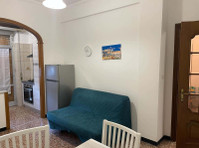 Trilocale via dell'Acciaio, Sestri Ponente, Genova - آپارتمان ها