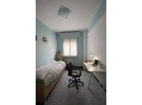 Via Arturo Ferretto, Genoa