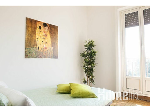 Private Room in Sant'Ambrogio, Milan - Flatshare