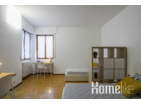 Stilvolles Co-Living: Geräumiges Zimmer in lebendiger… - WGs/Zimmer