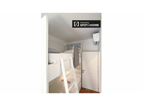 Bett im Mehrbettzimmer in 3-Zimmer-Wohnung in Sesto zu… - Zu Vermieten