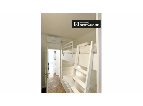Bett im Mehrbettzimmer in 3-Zimmer-Wohnung in Sesto zu… - Zu Vermieten