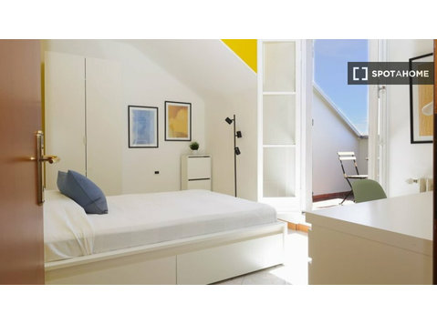 Ótimo quarto em Navigli com terraço - Aluguel