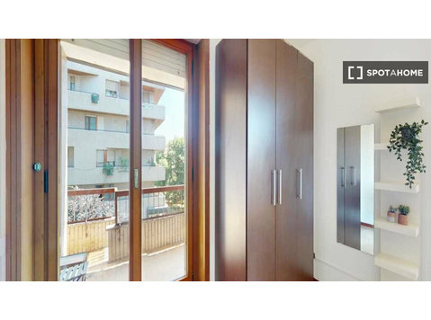 Habitación en piso compartido en alquiler en Washington,… - Alquiler