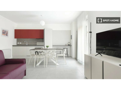Apartamento de 1 dormitorio en alquiler en Milán - Pisos