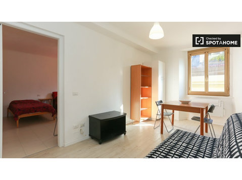 Apartamento de un dormitorio en alquiler en Navigli, Milán - Pisos