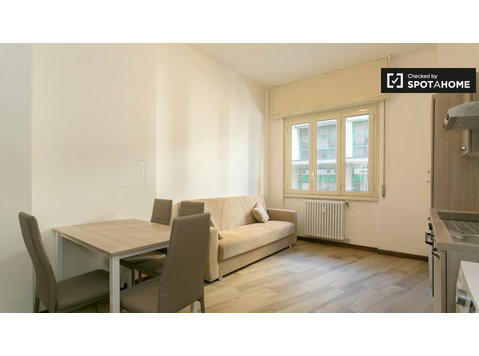 Apartamento de 1 quarto para alugar em Sesto San Giovanni,… - Apartamentos