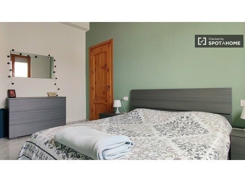 Appartamento con 1 camera da letto in affitto a Viale… - Appartamenti