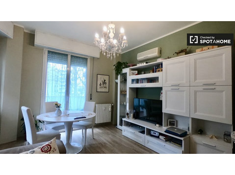 Apartamento de 1 dormitorio en alquiler en Brenta, Milán - Pisos