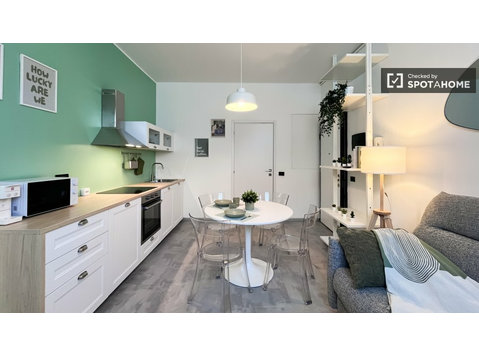 Monolocale in affitto a San Cristoforo, Milano - Appartamenti