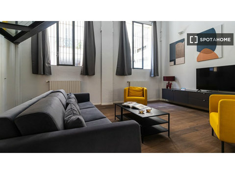 Apartamento de 2 quartos para alugar em 22 Marzo, Milão - Apartamentos