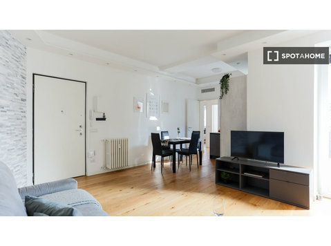 2-bedroom apartment for rent in Centrale, Milan - Апартаменти
