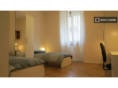 Apartamento de 2 dormitorios en alquiler en Milán - Pisos