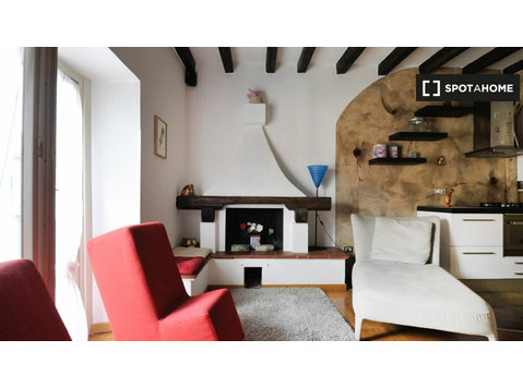 Apartamento de 2 quartos para alugar em Navigli, Milão - Apartamentos