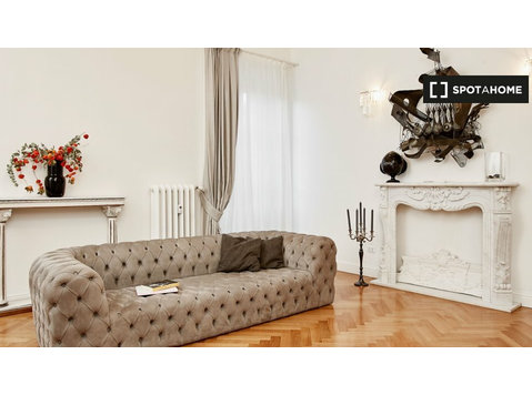 3-bedroom apartment for rent in Loreto, Milan - อพาร์ตเม้นท์