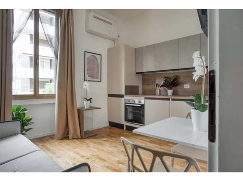 Apartment in Via Ottavio Rinuccini - Apartamentos