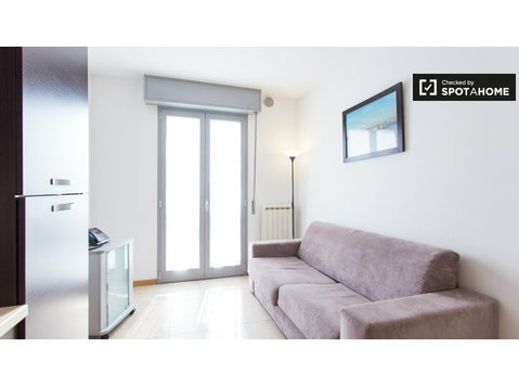 Apartamento com 1 quarto para alugar em Bovisa, Milão - Apartamentos