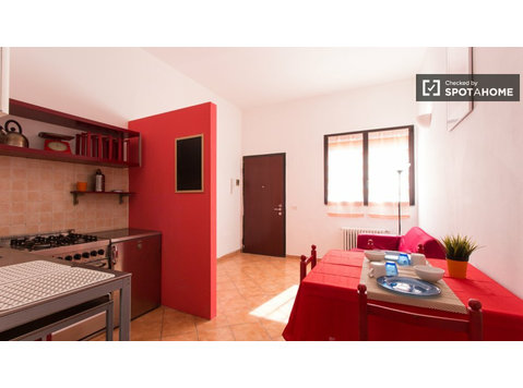 Apartamento de 1 habitación en alquiler en Ca' Granda, Milán - Pisos