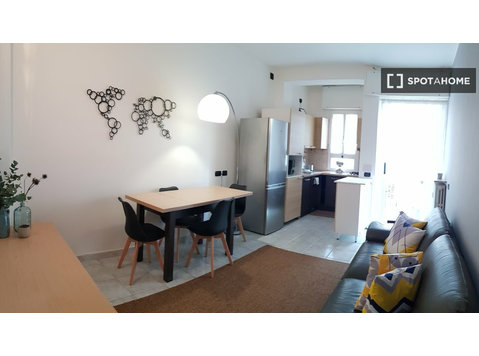 Apartamento com 1 quarto para alugar em Comasina, Milão - Apartamentos