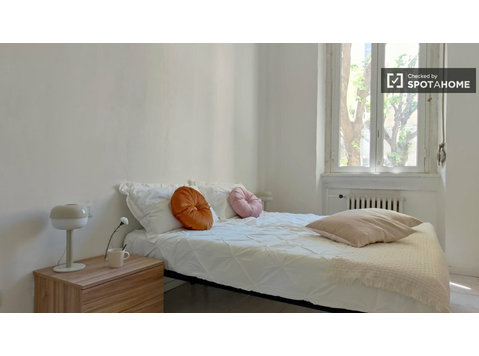 Apartamento de 1 habitación en alquiler en Milán - Pisos