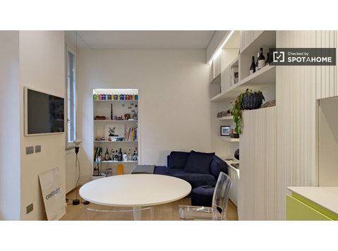 Apartamento de 1 habitación en alquiler en Milán - Pisos
