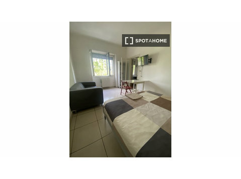 Appartamento con 1 camera da letto in affitto a Milano - Appartamenti