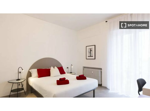 Appartement avec 1 chambre à louer à Milan, Milan - Appartements