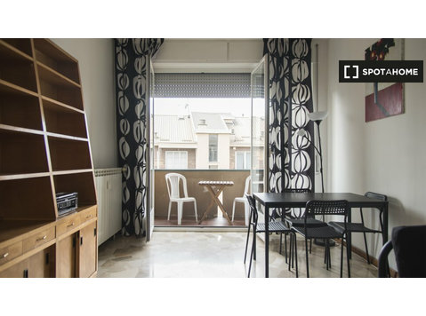 Apartamento de 1 habitación en alquiler en Milán, Milán - Pisos