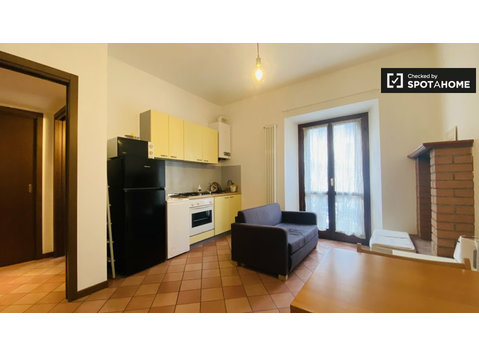 Apartamento com 1 quarto para alugar em Navigli, Milão - Apartamentos