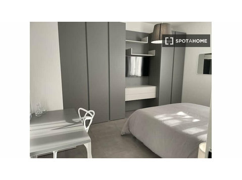 Wohnung mit 1 Schlafzimmer zu vermieten in Pero, Mailand - Wohnungen