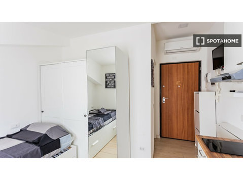 Apartamento de 1 habitación en alquiler en Rovereto, Milán - Pisos