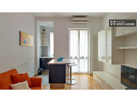 Appartamento con 1 camera da letto in affitto a Simonetta,… - Appartamenti