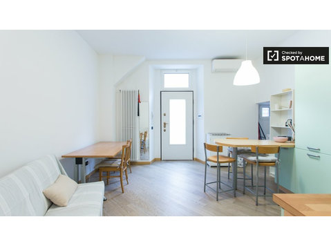 Apartamento com 1 quarto para alugar em Ticinese, Milão - Apartamentos